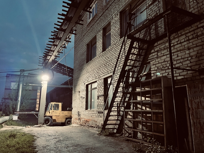 Завод. Ночная смена