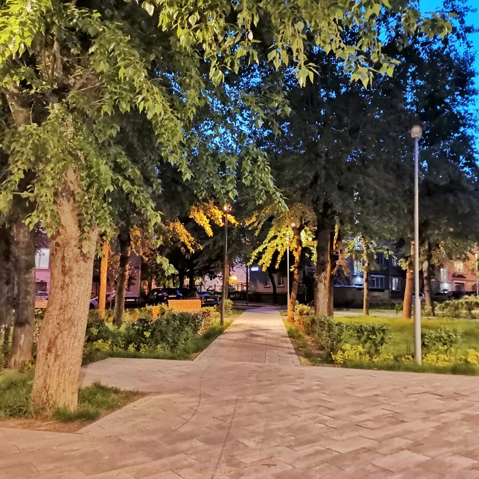 Дворик на Каширке