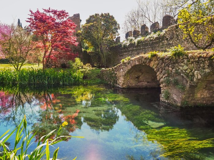  .Giardini di Ninfa.     - , ,  ,  , , , 