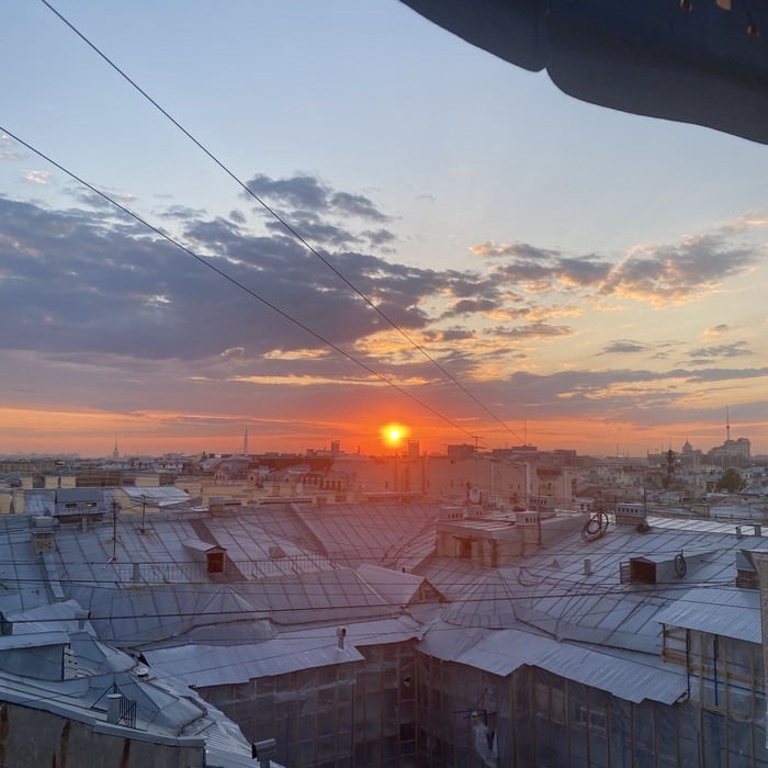 Закат над Петербургом