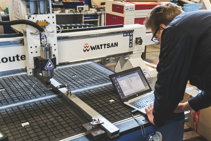 14 отраслей использующих технологию обработки с ЧПУ Станок, ЧПУ, Производство, Бизнес, Лазерная резка, Работа с деревом, Технологии, Гифка, Длиннопост