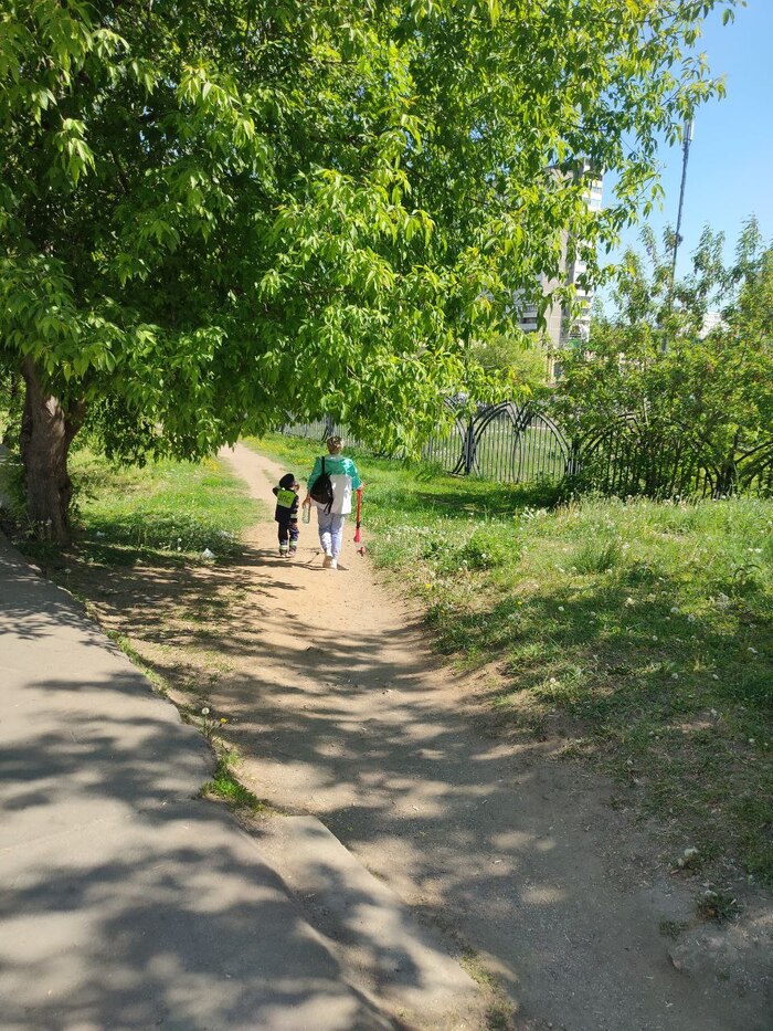 Редкие кадры - детёныш дпсника в естественной среде обитания поймал свою первую крупную жертву