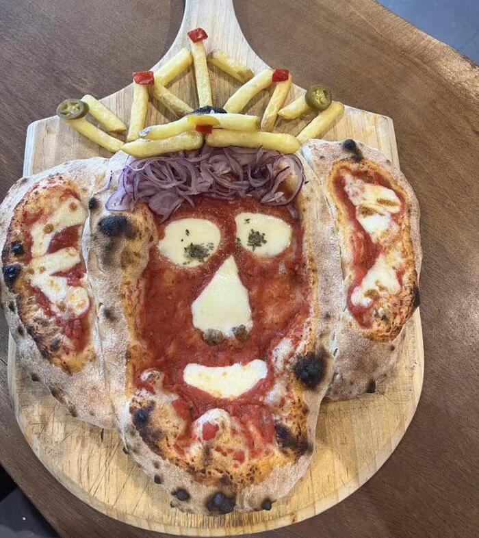 Да и от пиццы не откажусь, хотя...