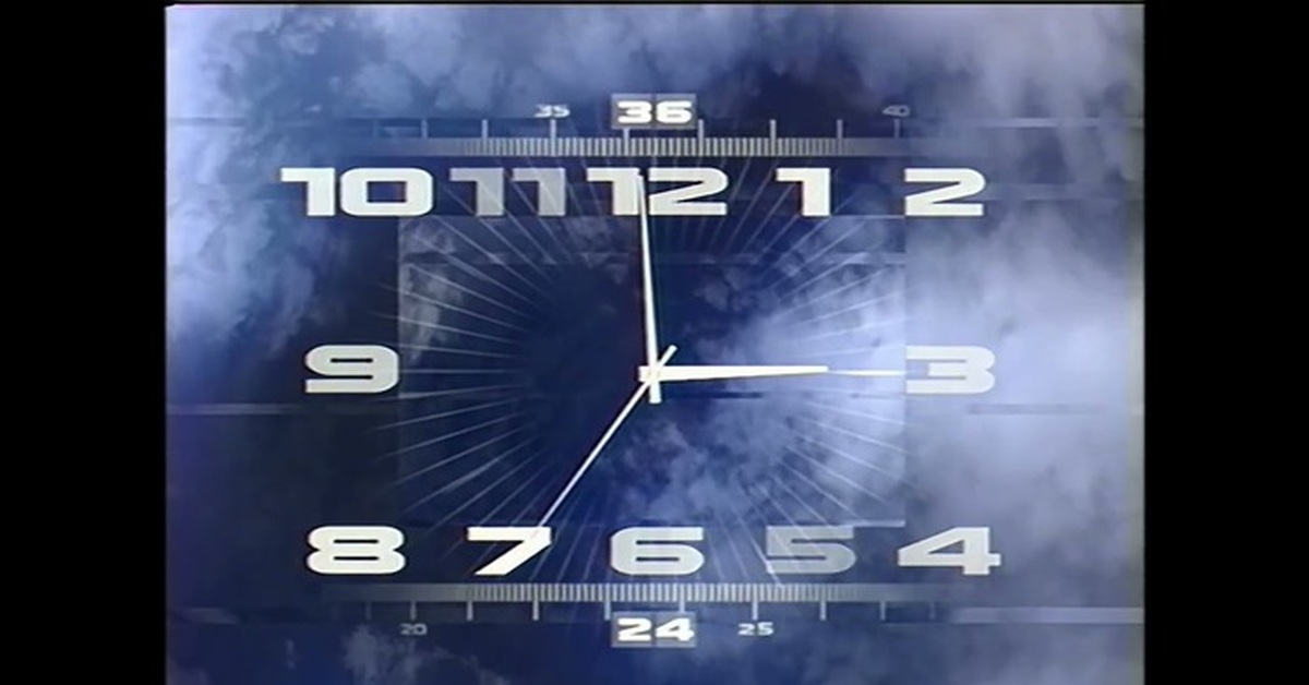 Часы первого канала 2000 2011 вечерняя версия. Часы первого канала. Часы первый канал 2011. Часы первого канала профилактика.