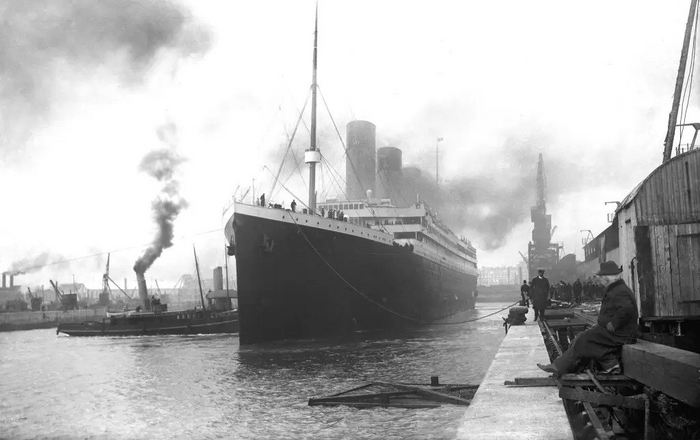   RMS Titanic  