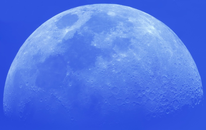 Луна 28.05.2023 Питер