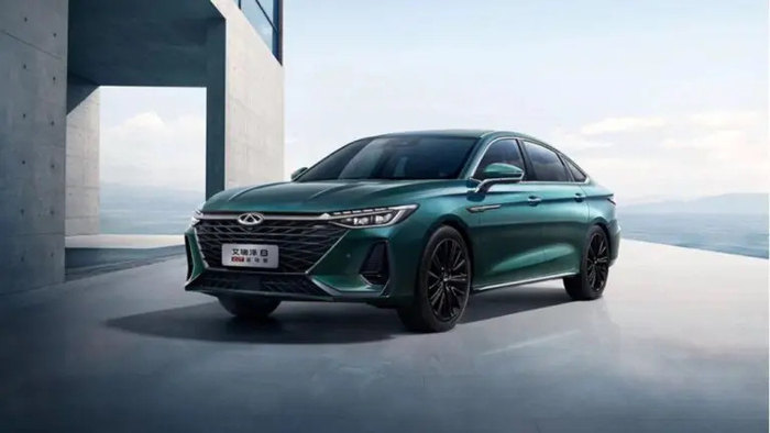  Chery Arrizo 8       