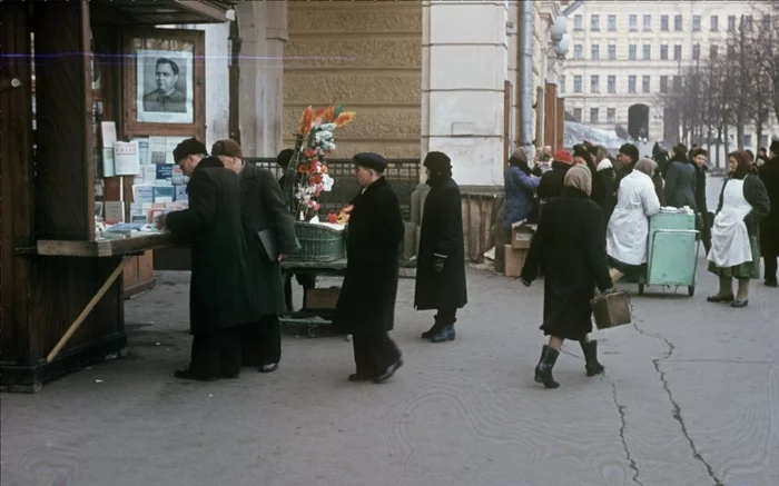 В объективе американского шпиона. Уникальные цветные фотографии Москвы 1950-х СССР, Москва, Историческое фото, Длиннопост, 50-е В объективе американского шпиона. Уникальные цветные фотографии Москвы 1950-х СССР, Москва, Историческое фото, Длиннопост, 50-е