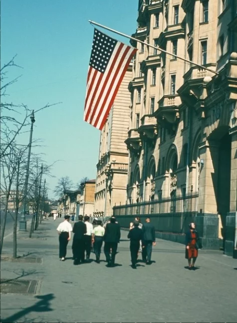 В объективе американского шпиона. Уникальные цветные фотографии Москвы 1950-х СССР, Москва, Историческое фото, Длиннопост, 50-е В объективе американского шпиона. Уникальные цветные фотографии Москвы 1950-х СССР, Москва, Историческое фото, Длиннопост, 50-е
