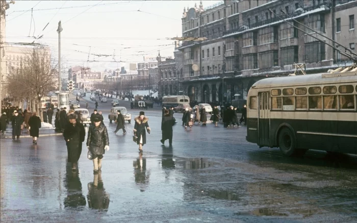 В объективе американского шпиона. Уникальные цветные фотографии Москвы 1950-х СССР, Москва, Историческое фото, Длиннопост, 50-е В объективе американского шпиона. Уникальные цветные фотографии Москвы 1950-х СССР, Москва, Историческое фото, Длиннопост, 50-е