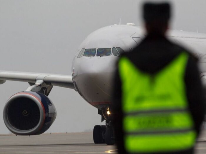 Мой метод усмирения авиадебоширов | Пикабу