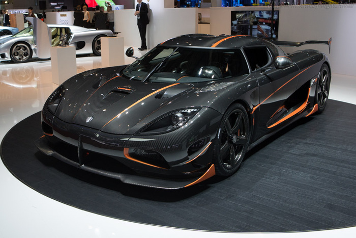 !! ! , , Koenigsegg