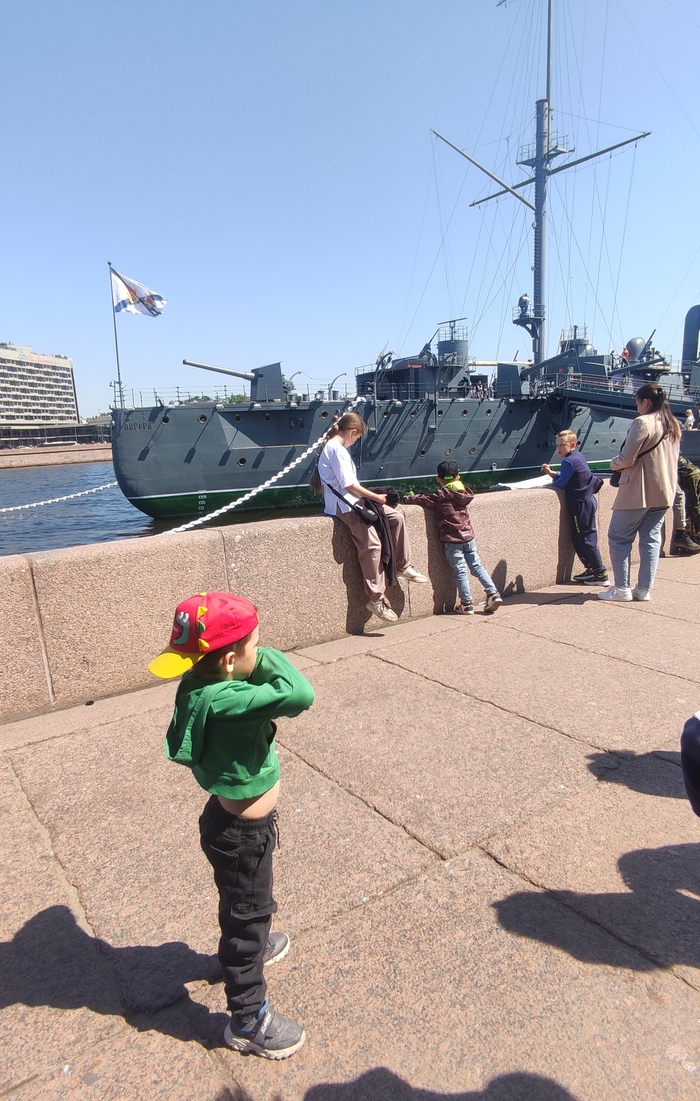 День в Петербурге с ребёнком 4 года Маршрут, Санкт-Петербург, Крейсер Аврора, Летний сад, Путешествия, Дети, Длиннопост