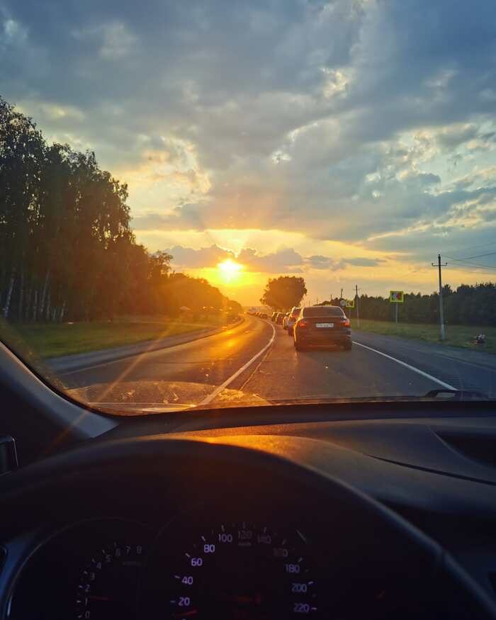 Заскочить бы в последний вагон на бунт после работы )