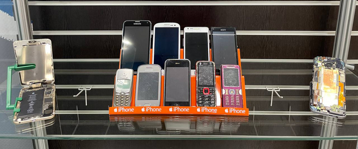      , , Apple,  ,  , Samsung, Sony Ericsson, Nokia, , Sony, , ,  