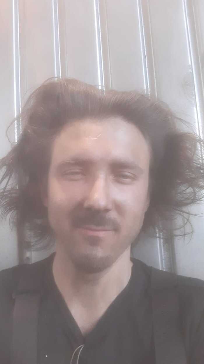 Раз пошла такая пьянка. Сварщик/зачистник на обеденном перерыве