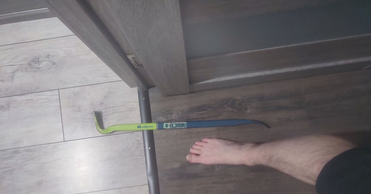 Как выровнять дверь? | Пикабу