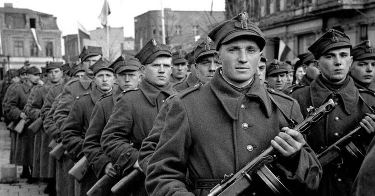Польша начала вторую мировую. Солдаты Польши во второй мировой войне. Польская армия 1939 во второй мировой войне. Польские солдаты 2 мировой войны. Польский солдат второй мировой.
