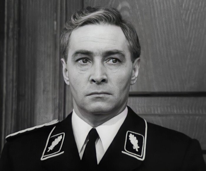 На Пикабу нужно выложить фото с работы... Это конец!