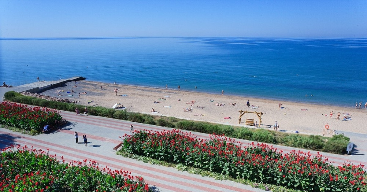 Саки Крым. Курортный город Саки. Город Саки санаторий Полтава. Пляж Саки санаторий Полтава.