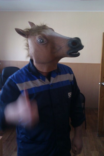 Работаю инженером-конструктором. С ЧЮ всё норм, играл в КВН) | Пикабу