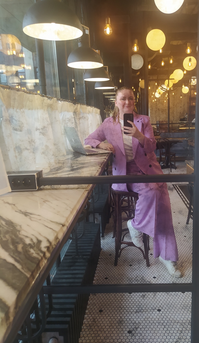   .         ,  )))    -, 