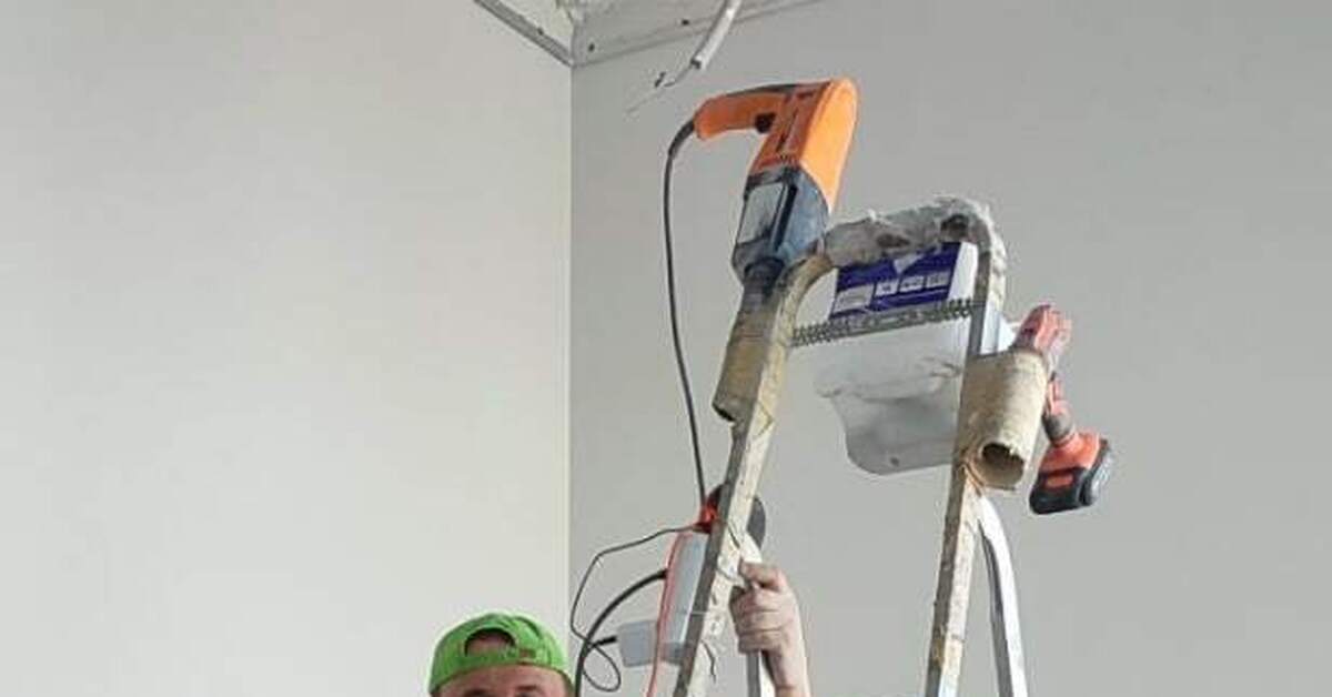 Монтажник натяжных потолков | Пикабу