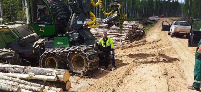 Съездил в командировку