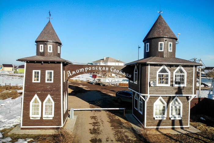 Въезднаые ворота на терри орию нового КП