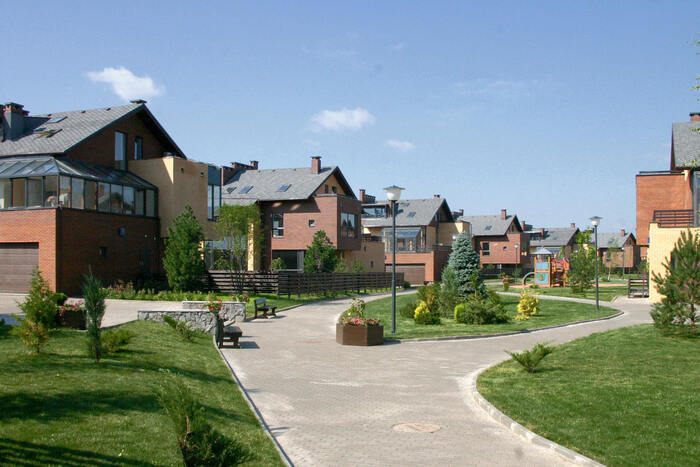 10 плюсов переезда за город