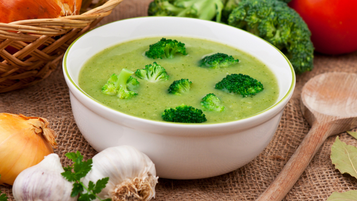 Легкий крем-суп из брокколи, для красоты и стройности