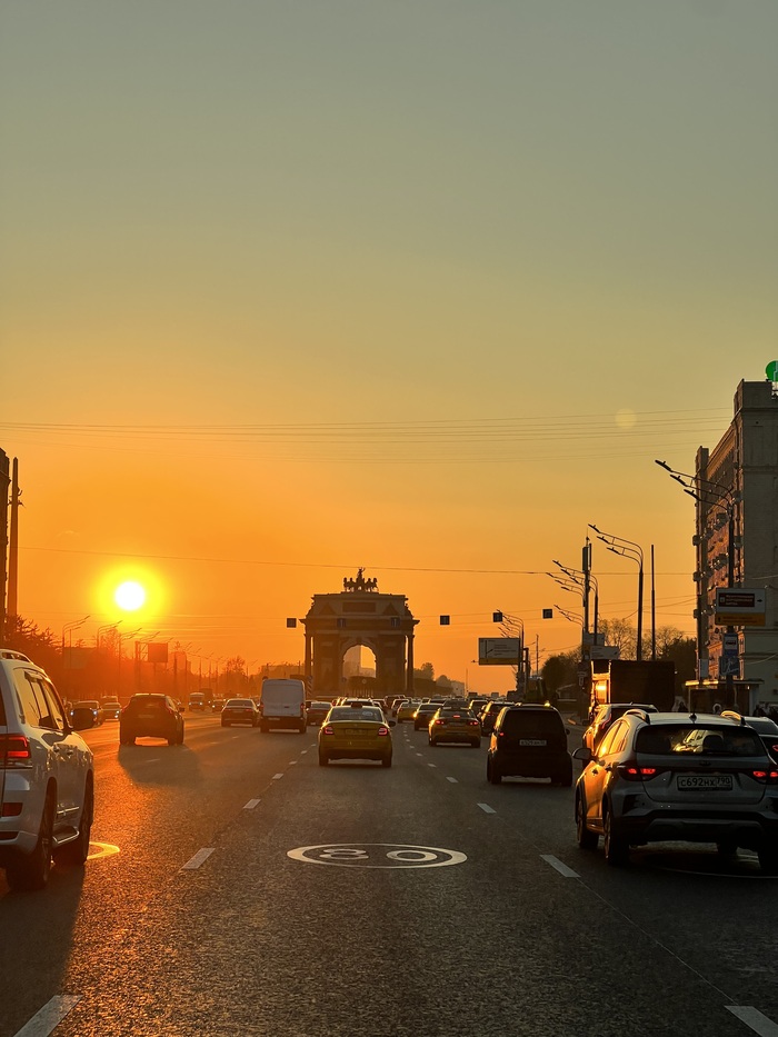 Вечер в Москве