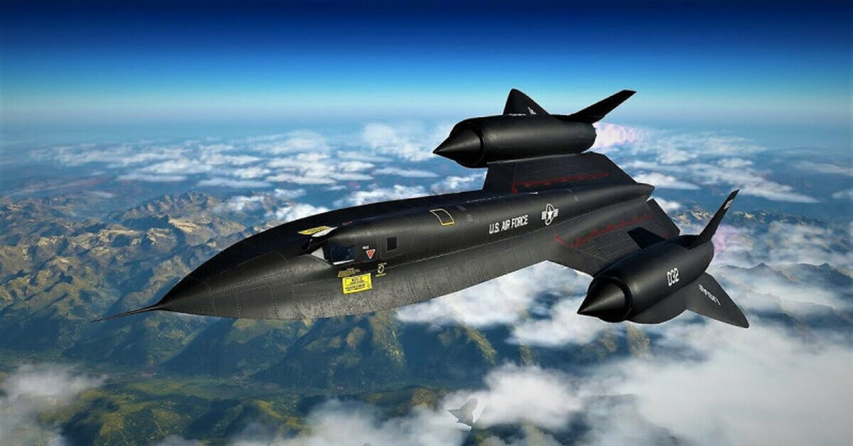 Бомбардировщик 2024. Самолет SR-71 Blackbird. Локхид SR-71 чёрный Дрозд. Lockheed SR-71 Blackbird самолёты-разведчики. Черный Дрозд самолет SR 71.