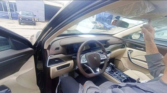  Lada X-Cross 5         ,  , , 