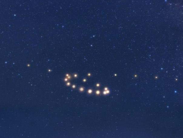 Траектория движения Марса на ночном небе в течение полугода