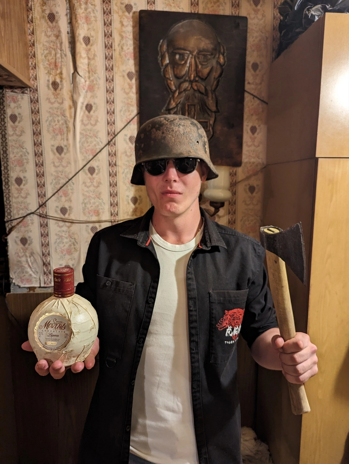 ����������