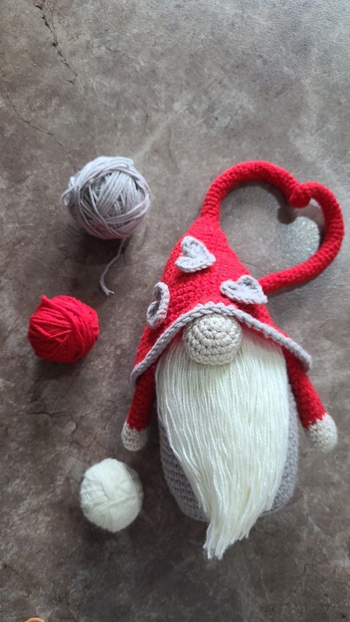 Третий гном