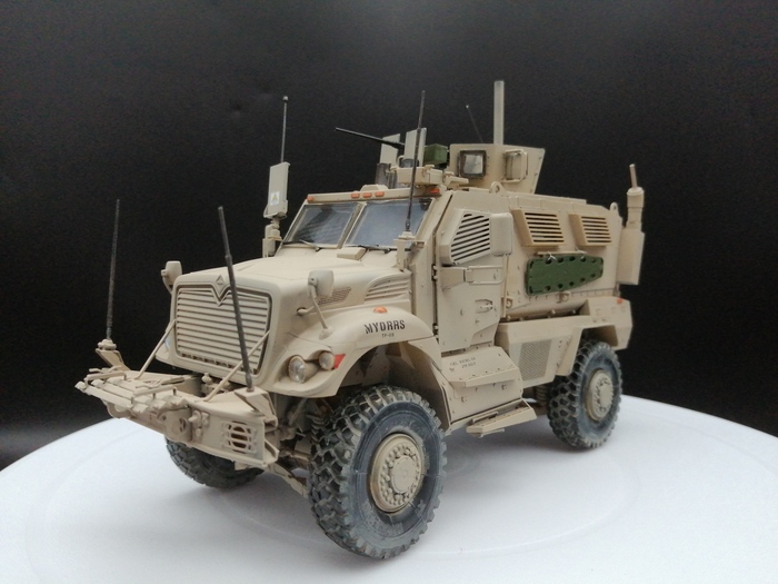    ,  , ,  International MaxxPro, 