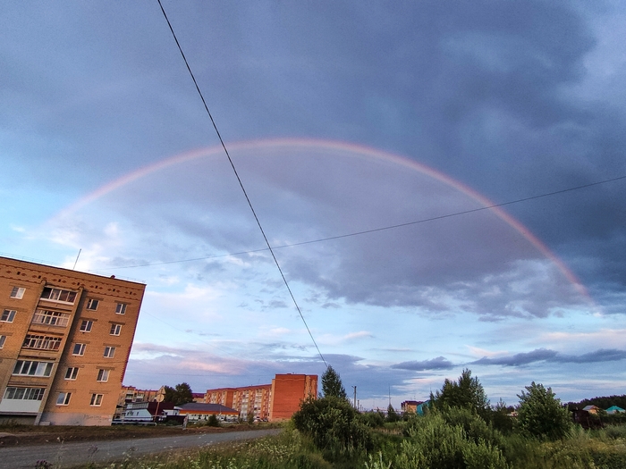 Я крайне редко встречаю радугу, а двойную и то реже!