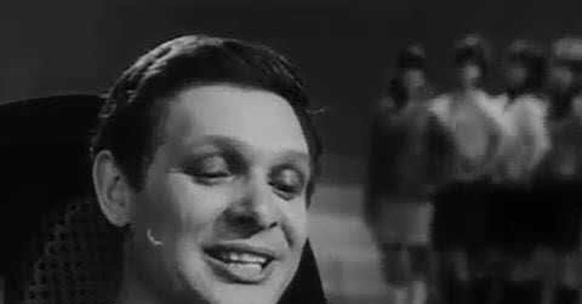 Песня как хорошо быть генералом. Необыкновенный концерт ко дню ментов 2010. Как хорошо быть генералом песня слушать. Харламов скороход голосовые. Как хорошо быть генералом слушать.