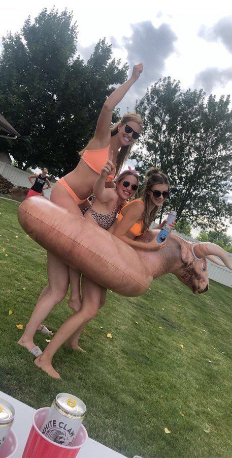 Показалось