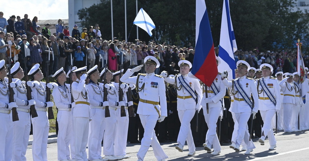 Парад вмф североморск. ВМФ Североморск. Североморск ,парад 2023. Парад военно морского флота. Парад ВМФ 2023.