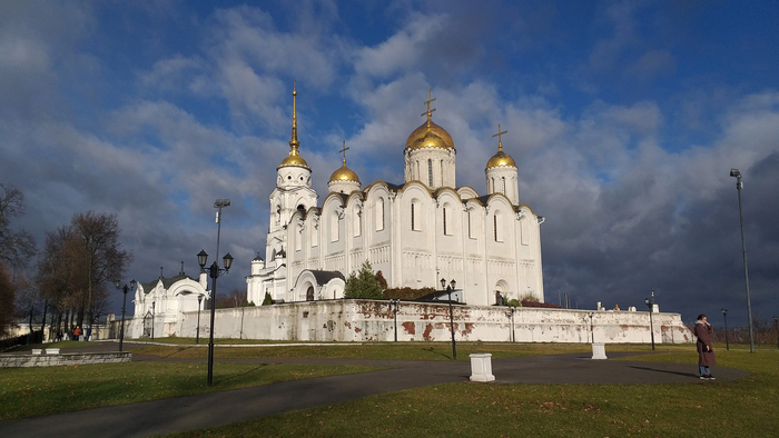 Владимир - столица арт-скульптур) Достопримечательности, Путешествия, Город Владимир, Золотое Кольцо России, Владимирская область, Поездка, Туризм, Россия, Познавательно, Млечный путь, Путешествие по России, Длиннопост