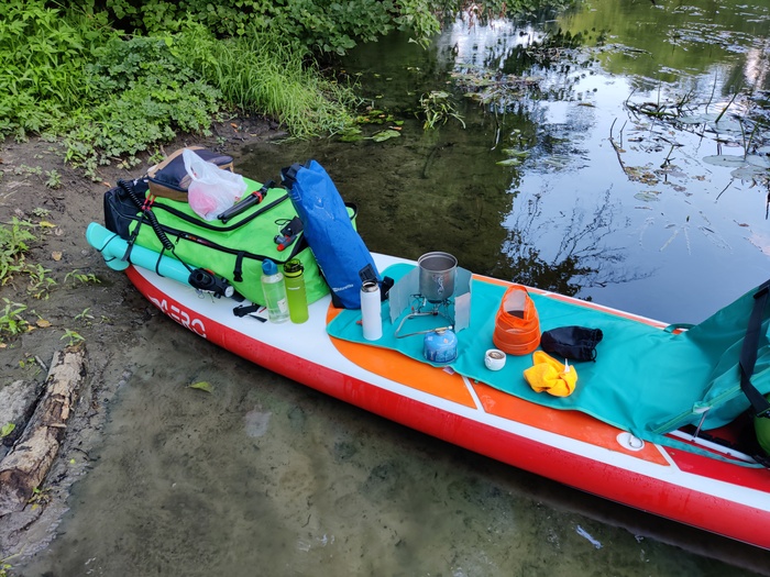 Покушал, залил в термос кипяточку, долил водички в бутылки для питья