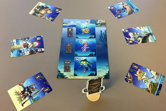 «Мяури» (изображения с сайта <!--noindex--><a href="https://pikabu.ru/story/top_100_nastolnyikh_igr_ot_mistera_lisa_9591_mesta_10598991?u=http%3A%2F%2Fboardgamegeek.com&t=boardgamegeek.com&h=9d63b2cdc996790a2ec86c4155af2e2ef2a3d62a" title="http://boardgamegeek.com" target="_blank" rel="nofollow noopener">boardgamegeek.com</a><!--/noindex-->)