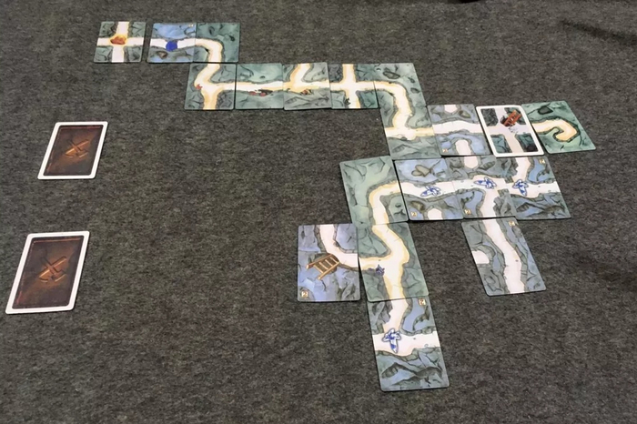 «Гномы-вредители. Делюкс» (фотография с сайта <!--noindex--><a href="https://pikabu.ru/story/top_100_nastolnyikh_igr_ot_mistera_lisa_9086_mesta_10607778?u=http%3A%2F%2Fboardgamegeek.com&t=boardgamegeek.com&h=9d63b2cdc996790a2ec86c4155af2e2ef2a3d62a" title="http://boardgamegeek.com" target="_blank" rel="nofollow noopener">boardgamegeek.com</a><!--/noindex-->)