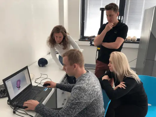 Первый ортопедический шлем в России для детей с деформацией головы | Пикабу