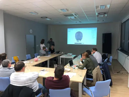 Первый ортопедический шлем в России для детей с деформацией головы | Пикабу