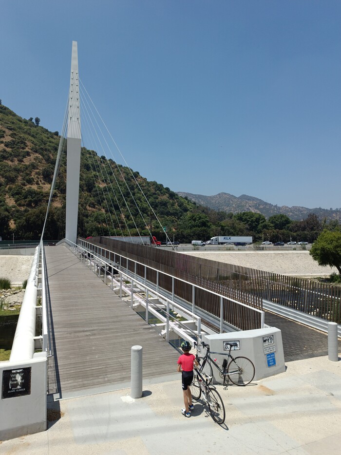 ��� ���� ���������� ����, North Atwater Bridge