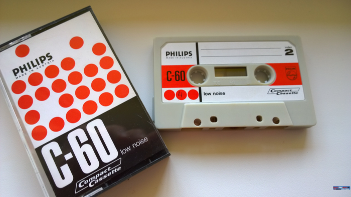 30 августа 1963 – 60 лет назад – компания Philips представила первую